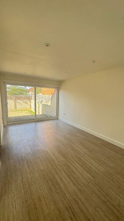 Property photo 1 of 10 3 Bedroom House To Rent