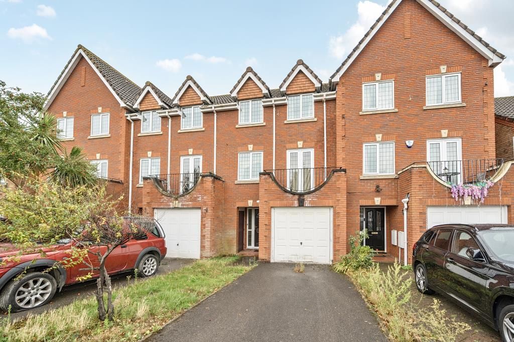 Property photo 1 of 20 External View