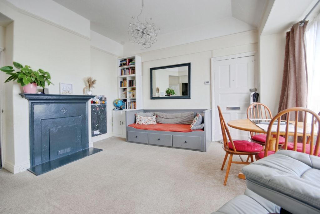 Property photo 2 of 9 Pbox-Img.Jpg