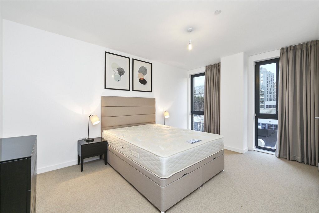 Property photo 2 of 12 Picture No. 22