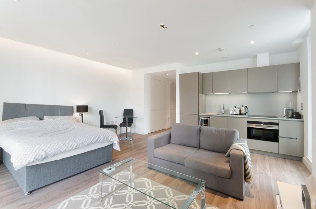 Property photo 1 of 7 Image