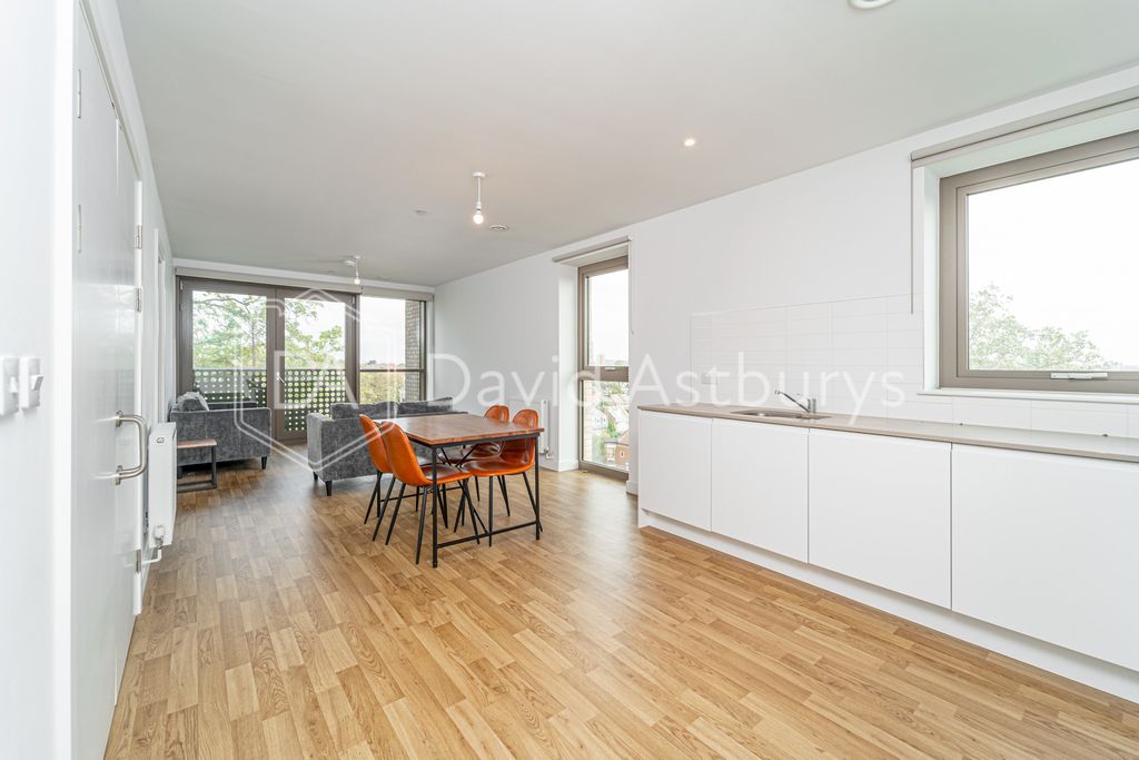 Property photo 3 of 9 Ndb05537-Edit