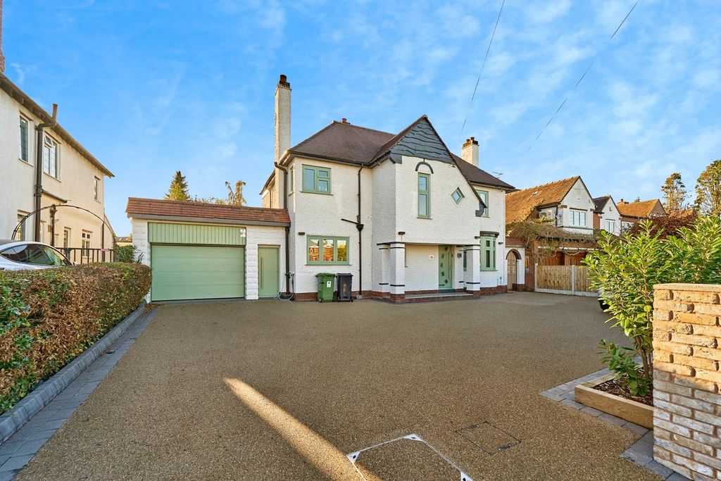 Property photo 1 of 24