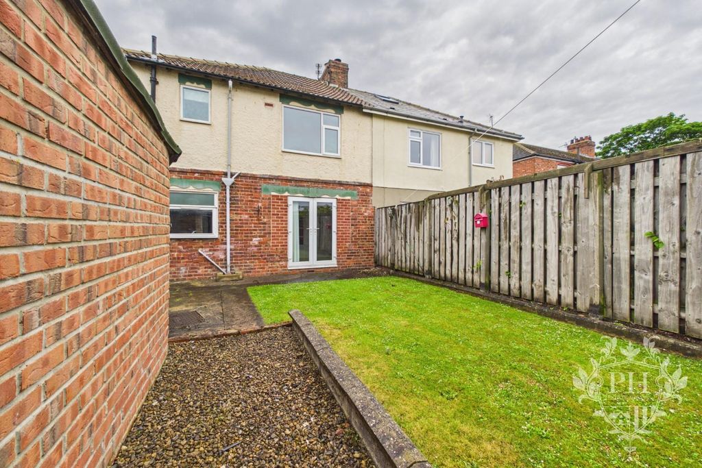 Property photo 2 of 13 Ca03c814B51c498995Aa97B04c8300cd_100_Cam01415G0-Pr