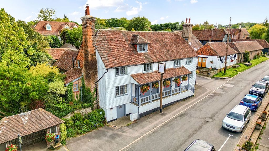 Property photo 1 of 24