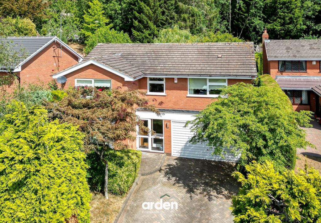 Property photo 1 of 21
