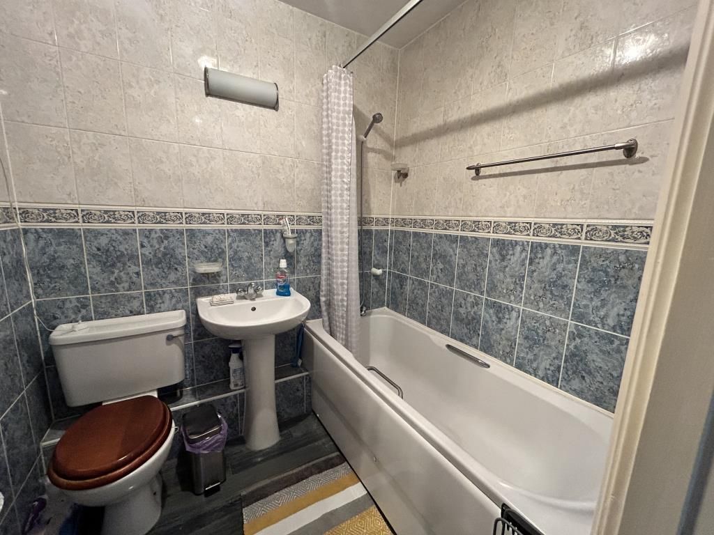 Property photo 2 of 5 Bathroom