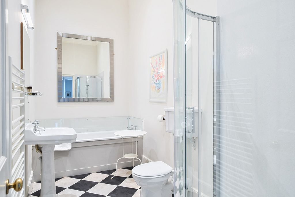 Additional image 6 of 2 bed flat to rentSydney Place, Bathwick, Bath BA2