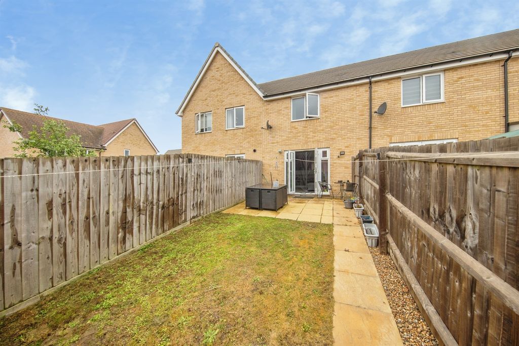 Property photo 3 of 13
