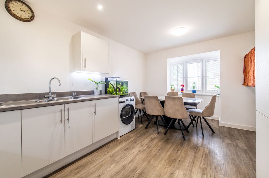 Property photo 3 of 14 Kitchen/Diner