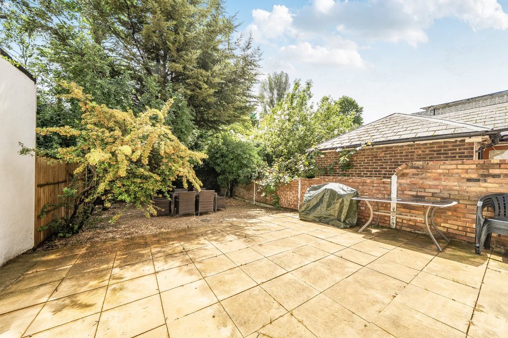Property photo 2 of 14 Picture No. 31