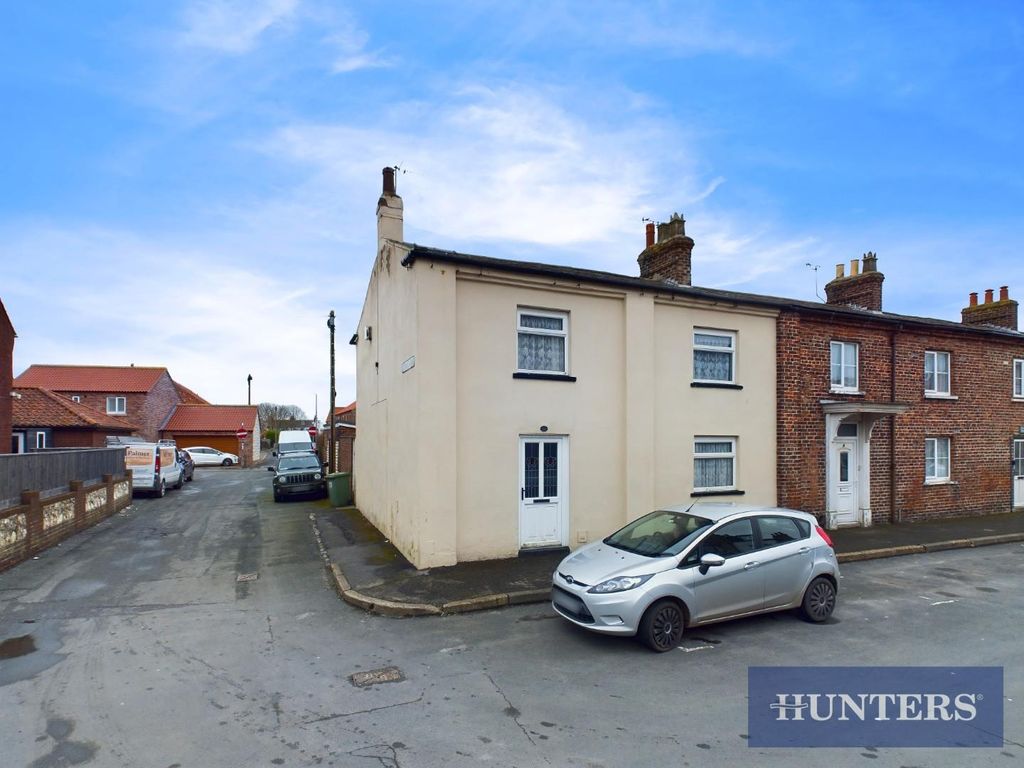 Property photo 1 of 15 Cam03696G0-Pr0400-Still003.Jpg
