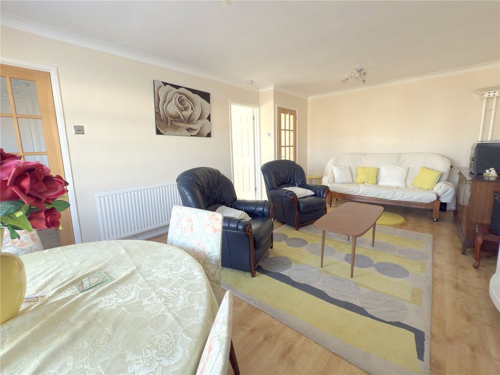 Property photo 3 of 10 Picture No. 15