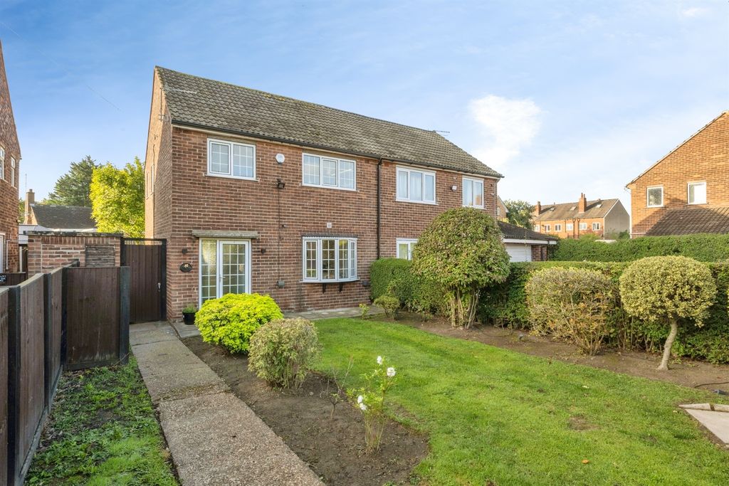 Property photo 1 of 17
