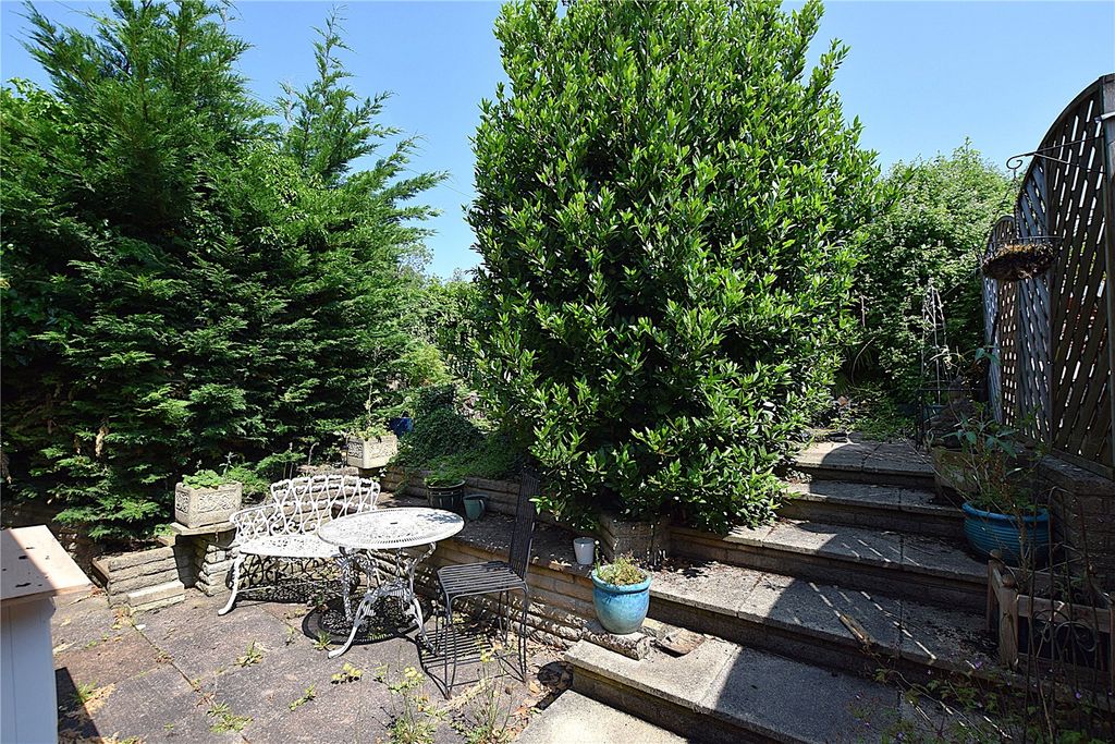 Property photo 3 of 14 Picture No. 11