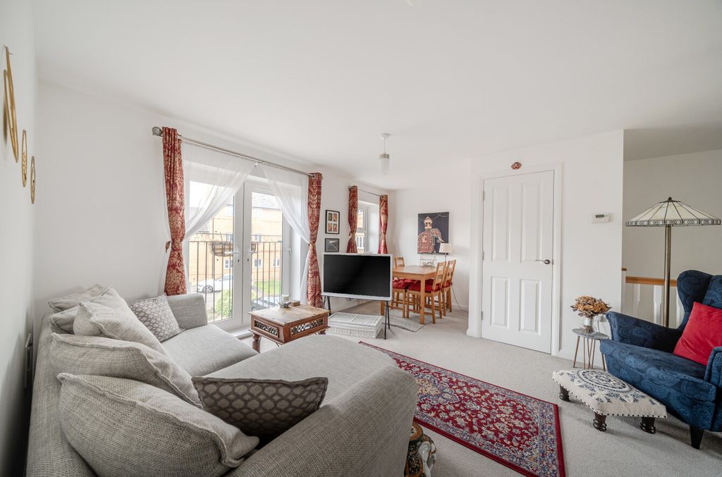 Property photo 2 of 10 1435364-16-69c28A...