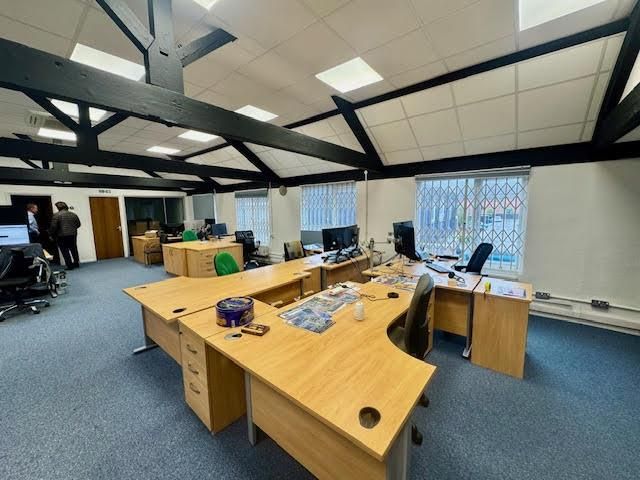 Property photo 3 of 6 Photo