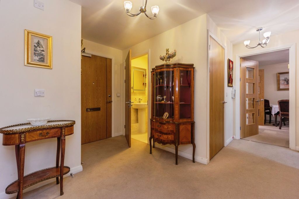 Property photo 3 of 15