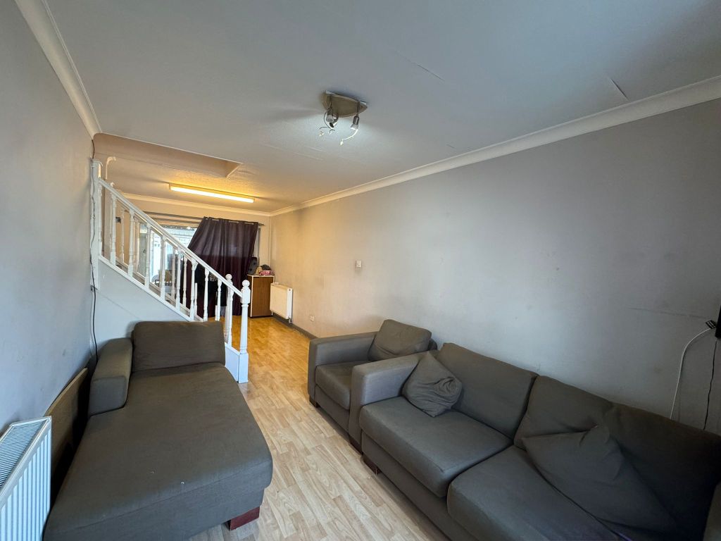 Property photo 2 of 9 72A Eton Avenue, Ha0 3Au (21)