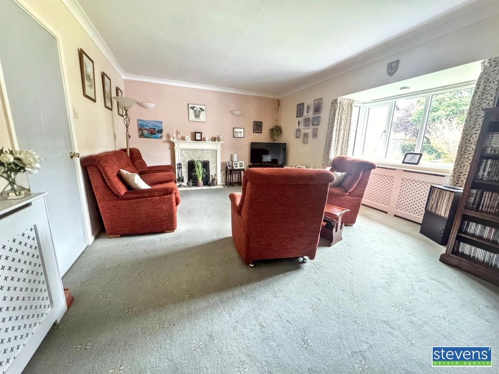 Property photo 3 of 33 Img_4010_Blurred