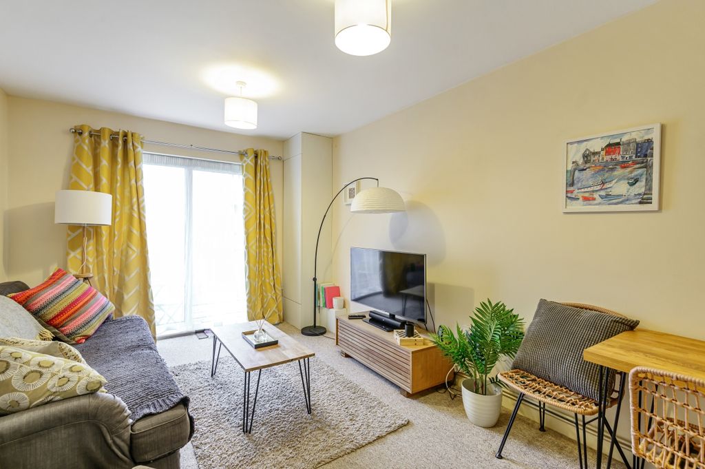 Property photo 1 of 8 803325 (1)