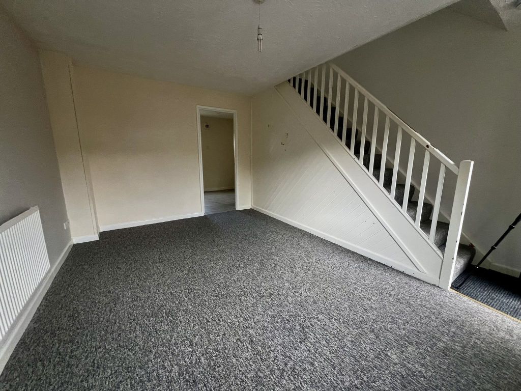 Property photo 3 of 11 Img_3102