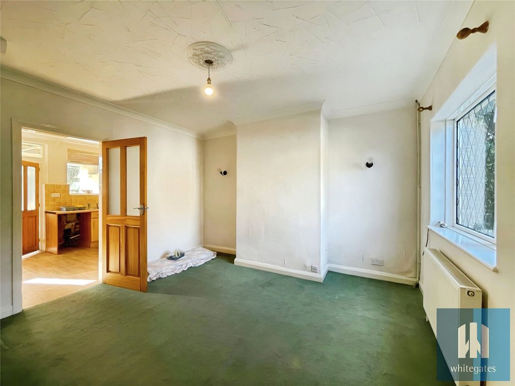 Property photo 2 of 14 Picture No. 01