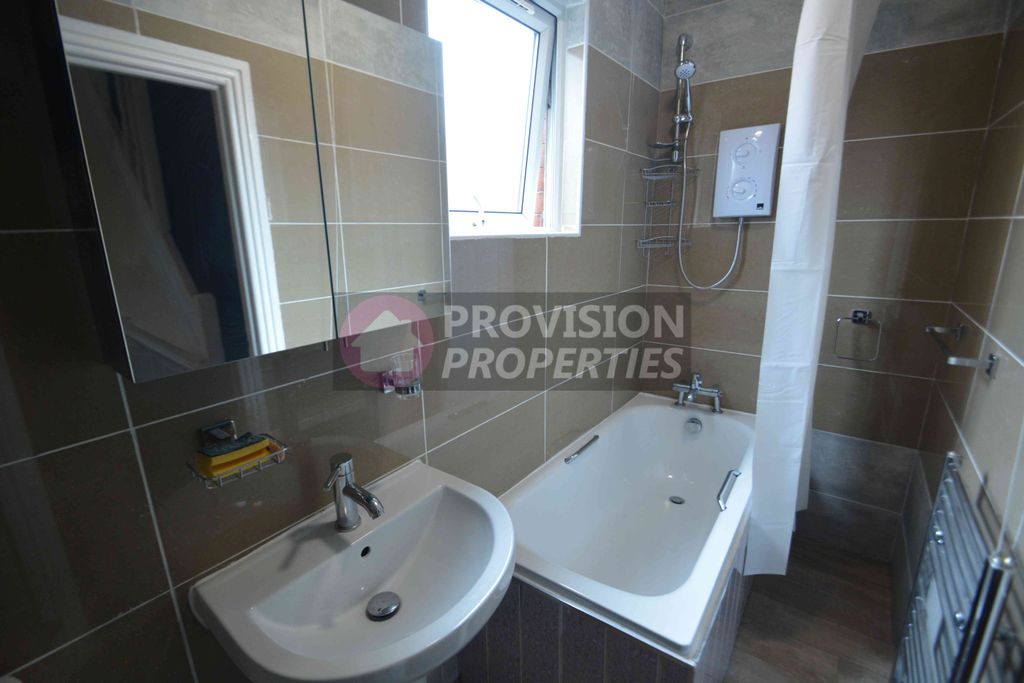 Property photo 3 of 7 Photo