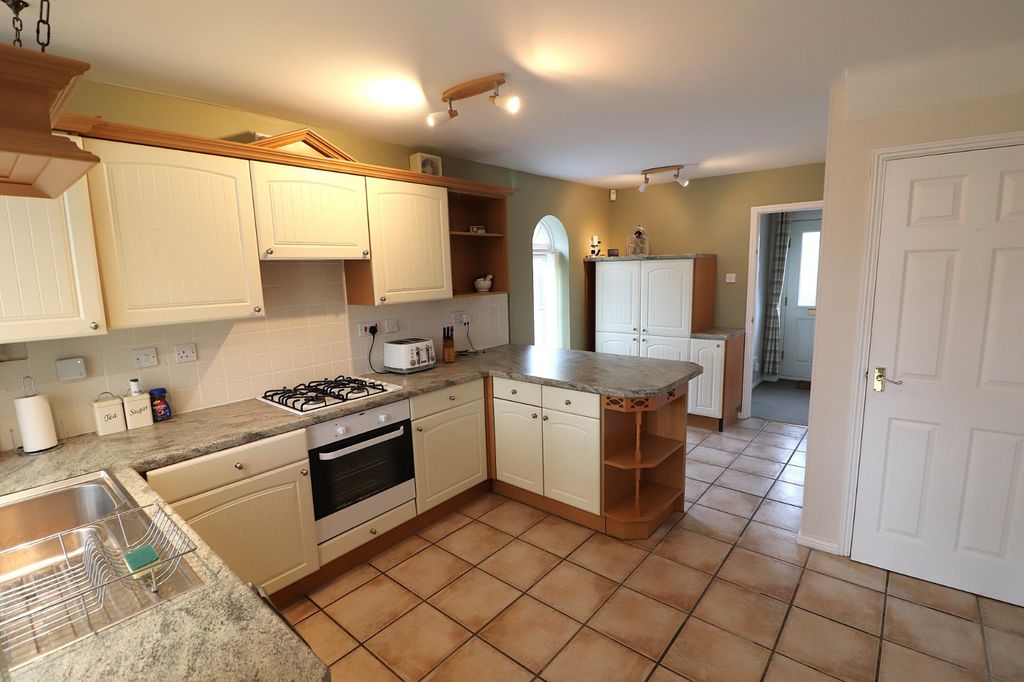 Property photo 3 of 27 Picture No. 22