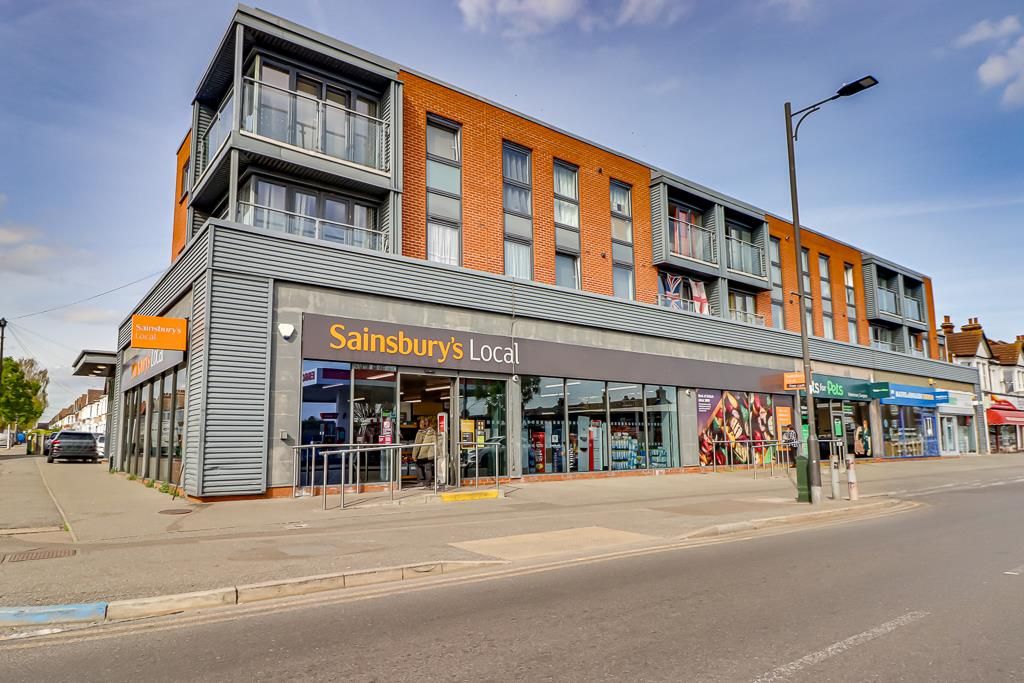 Property photo 1 of 11 Front