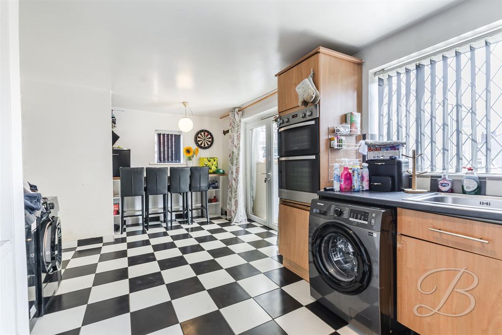 Property photo 3 of 18 Ccltd5.Jpg