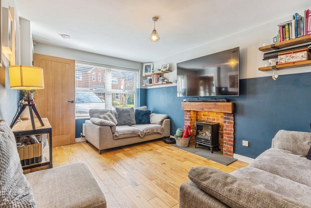 Property photo 2 of 19 Pbox-Img.Jpg