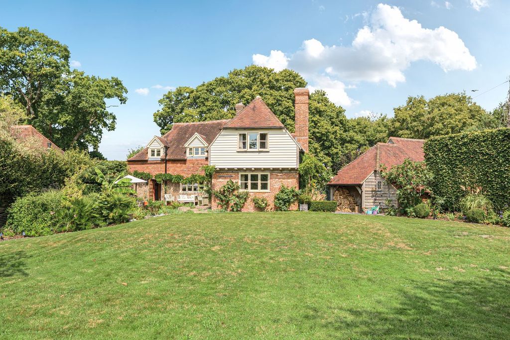 Property photo 1 of 34