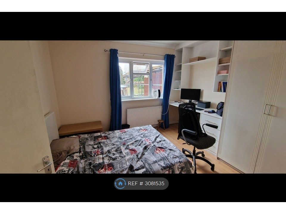 Property photo 2 of 5