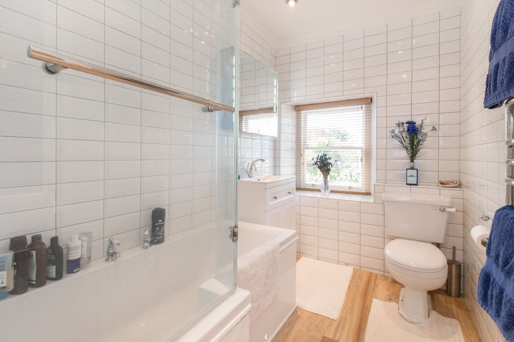 Additional image 15 of 5 bed detached house for saleRoute De La Charruée, Vale, Guernsey GY6