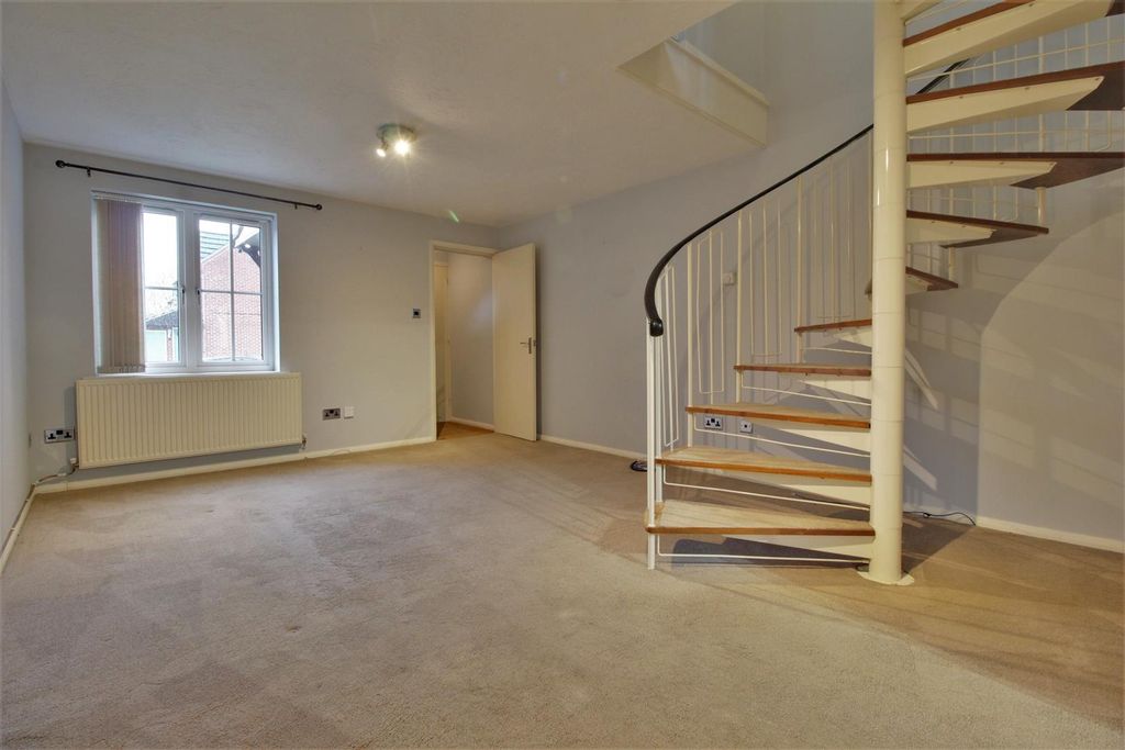Property photo 3 of 8 Open Plan Living