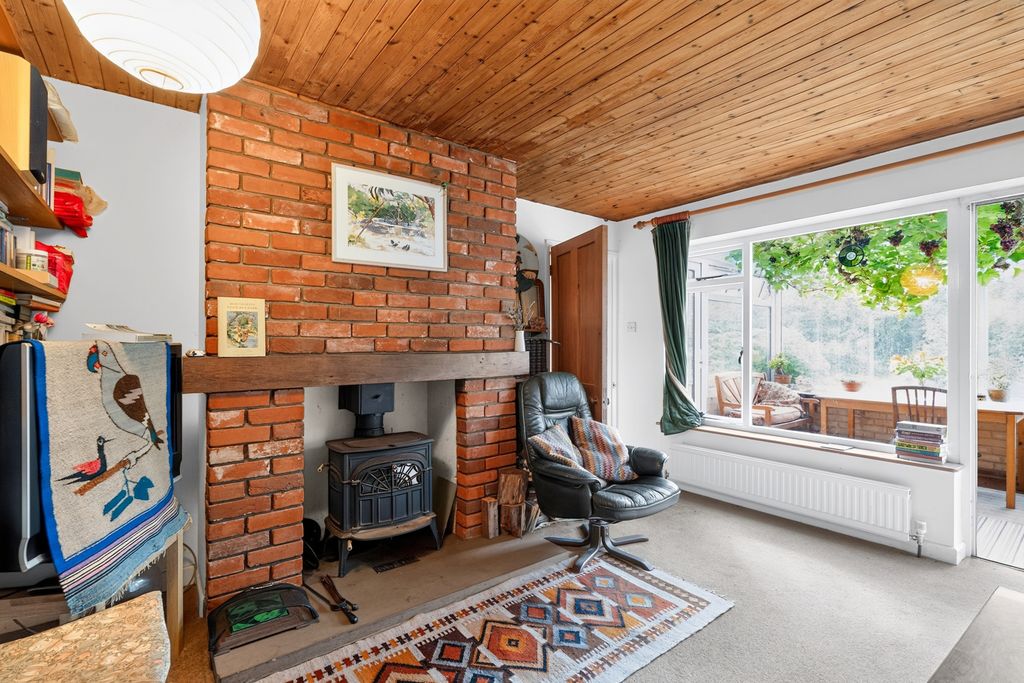 Property photo 2 of 24 Pbox-Img.Jpg