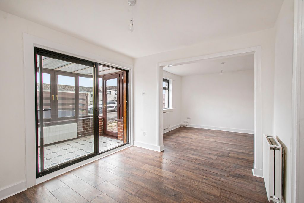 Property photo 3 of 33 Property Image 3