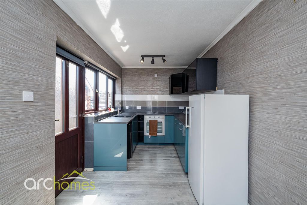 Property photo 3 of 18 Wigan-2.Jpg