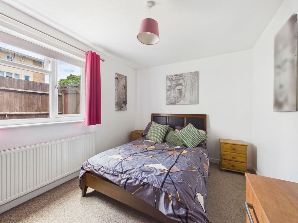 Property photo 3 of 11