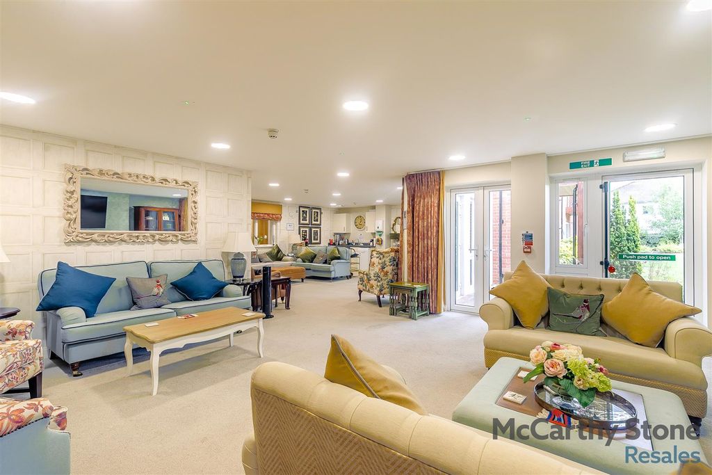 Property photo 1 of 10 8659262-Interior08.Jpg