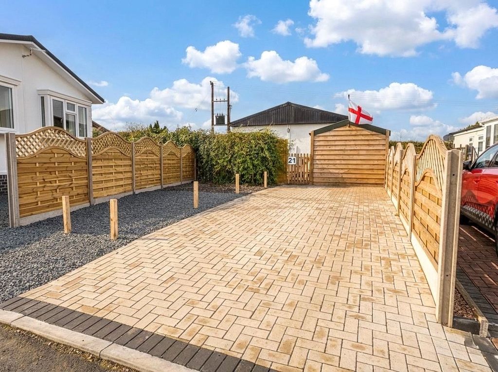 Property photo 1 of 11 Picture No. 01