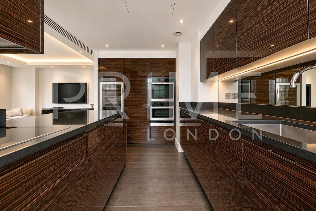 Property photo 3 of 18 Chwm5.Jpg