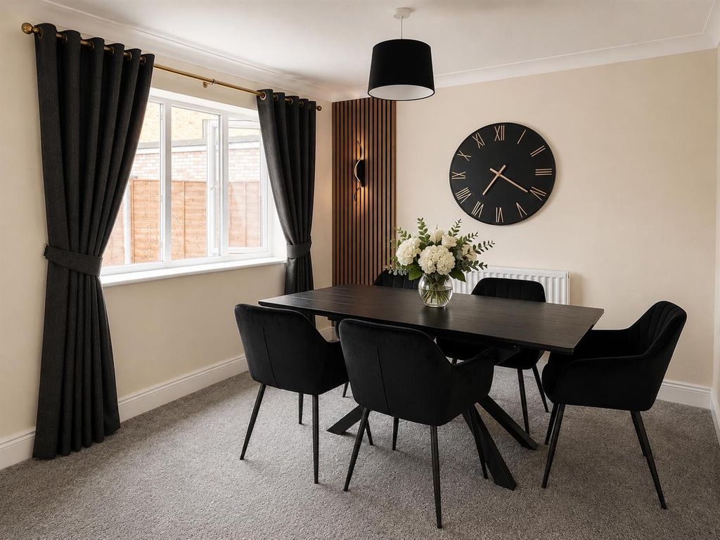 Property photo 3 of 23 Dining Area.Jpg