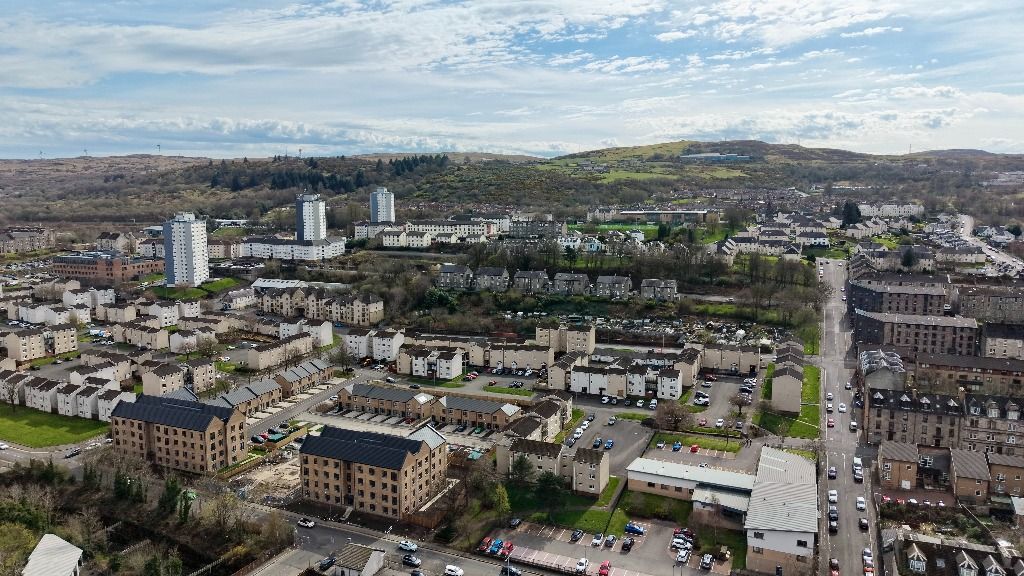 Property photo 3 of 24