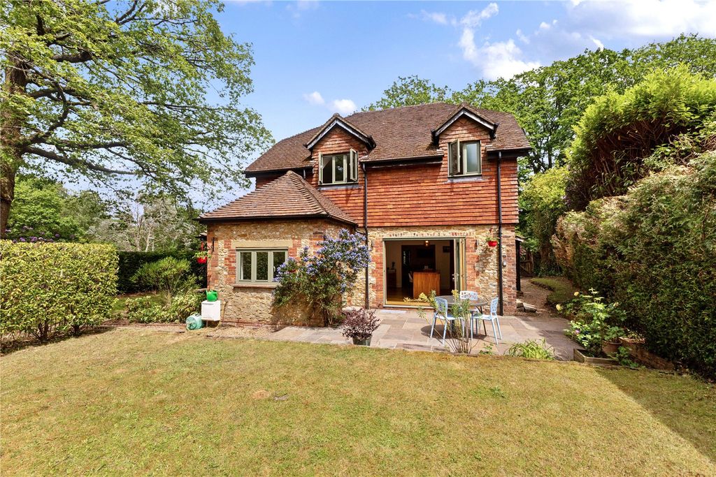 Property photo 2 of 29 Picture No. 32
