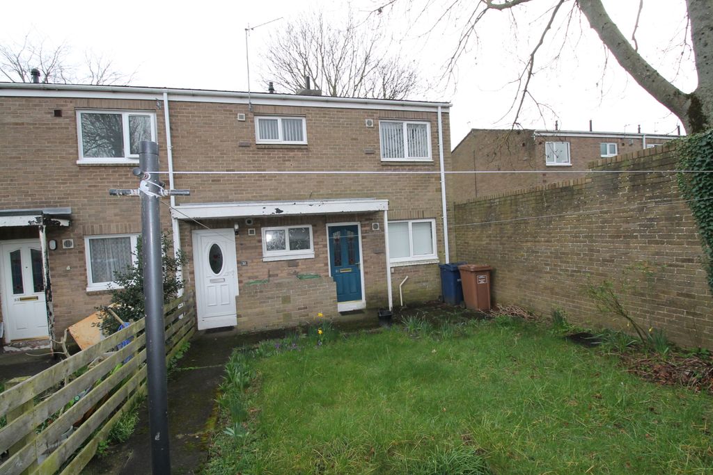 Property photo 1 of 7 Img_7883