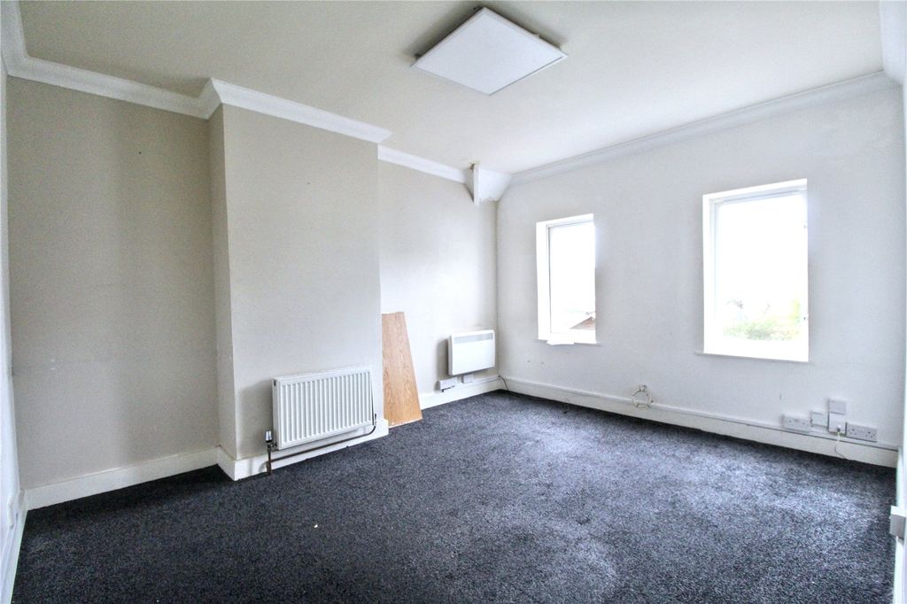 Property photo 2 of 5 Picture No. 06