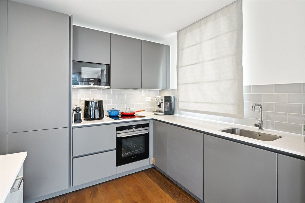 Property photo 2 of 12 Picture No. 04