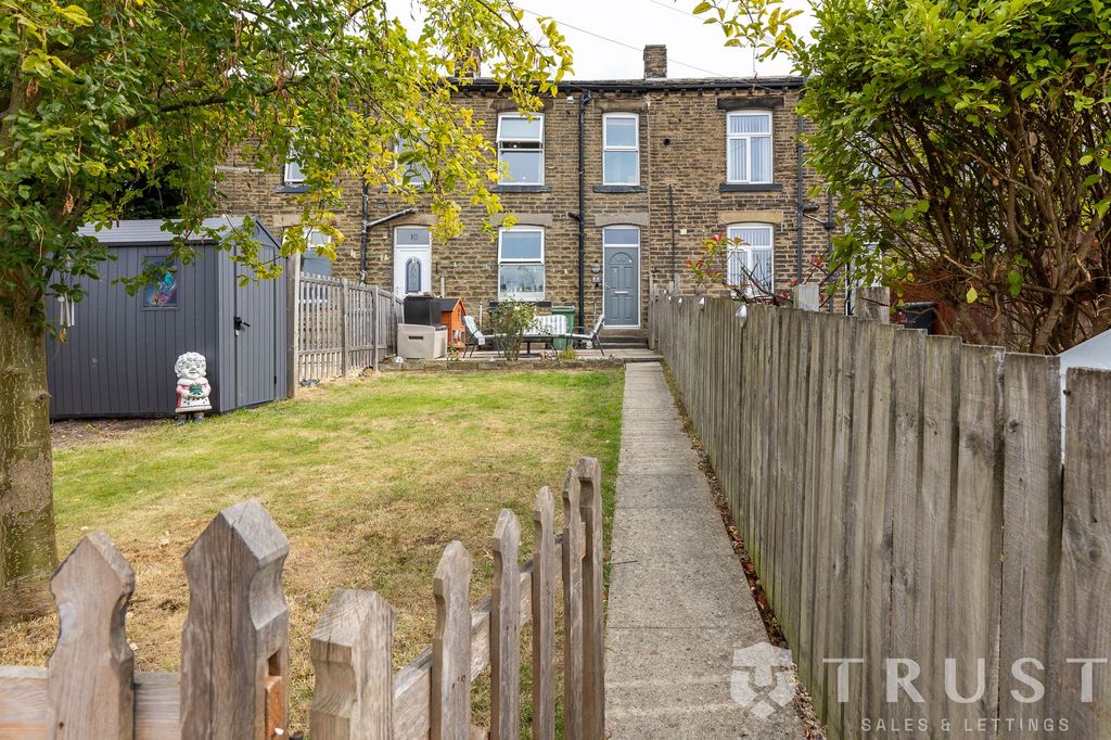 Property photo 2 of 24